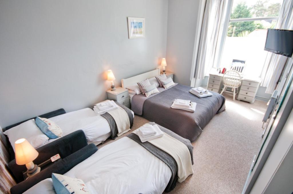 Waves In Bed and Breakfast Bournemouth Værelse billede
