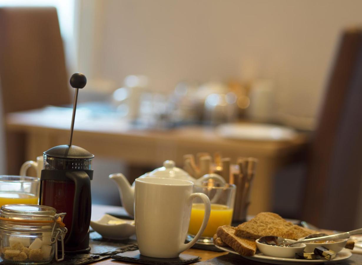 Waves In Bed and Breakfast Bournemouth Eksteriør billede